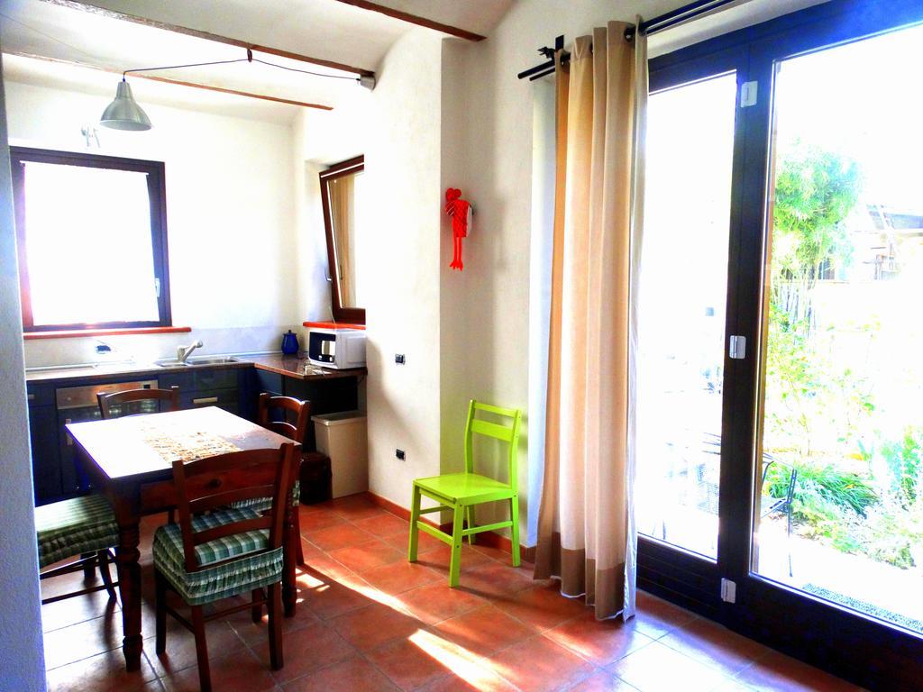 Agriturismo Casa De Colores Moretta Exteriör bild